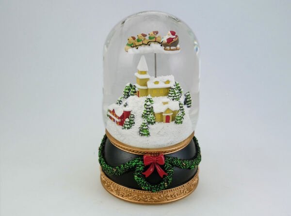 KIZAKLI NOEL BABA VE MÜZİKLİ KAR KÜRESİ
