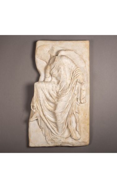 Sandaletini Bağlayan Nike Rölyefi - Akropolis Müzesi Reprodüksiyon