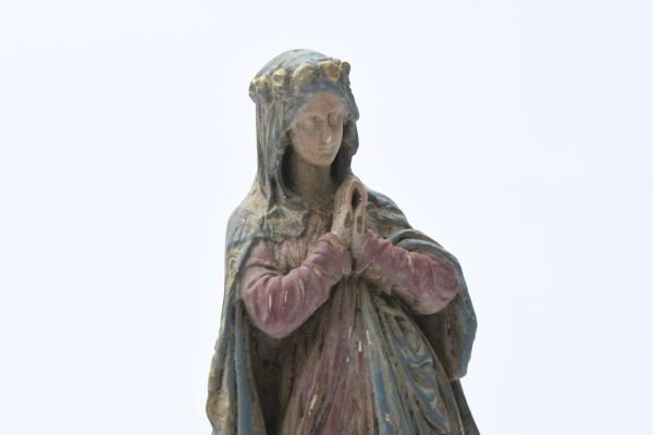 TAÇLI BAKİRE MERYEM HEYKELİ