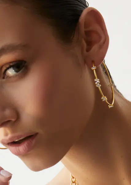 BAGUETTE HOOPS SWAROVSKI HALKA KÜPE