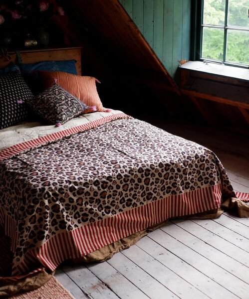 Leopar Desenli Ahşap Blok Baskı Örtü, 220x140 cm