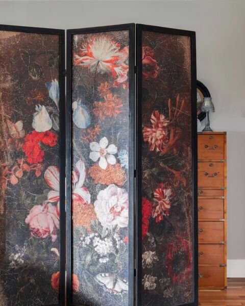 RENKLİ ÇİÇEK DESENLİ AHŞAP 3 KANAT PARAVAN