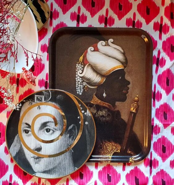 ORYANTALİST SULTAN TEPSİ, LES OTTOMANS