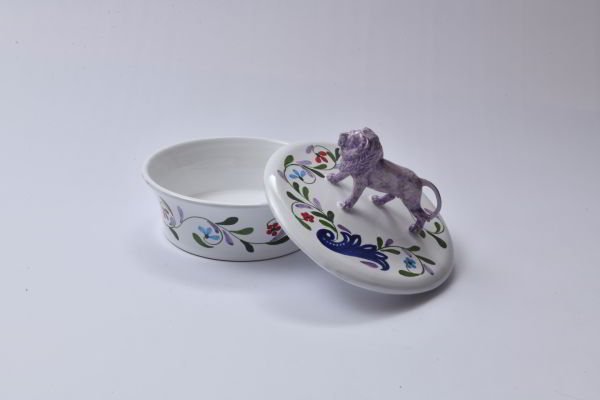 ASLANLI ÇİNİ DESENLİ KUTU, LES OTTOMANS