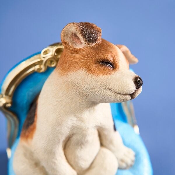 Puppy Koltukta Oturan Köpek Dekoratif Biblo